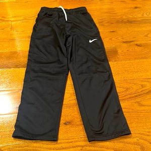 Nike  Thermafit Sweatpants, youth XL